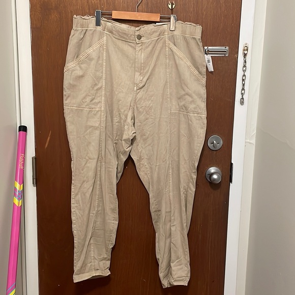 NWT Old Navy High-Waisted Utility Pants - Picture 2 of 9